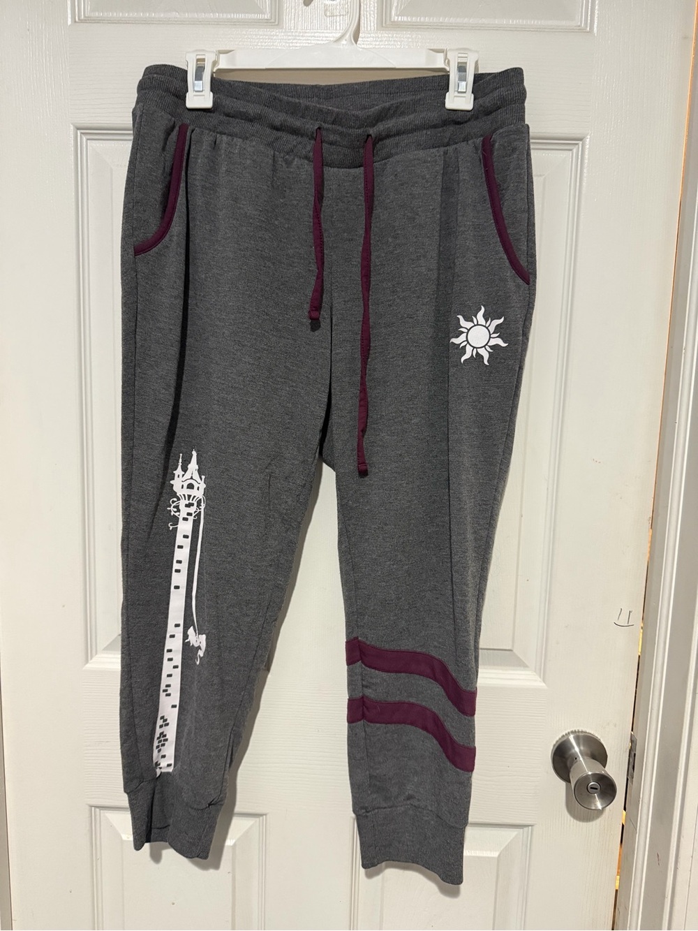 Disney Tangled Gray Jogger Cropped Sweatpants torrid 1
